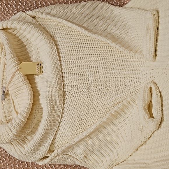 Jodifl Sweater - Picture 3 of 14